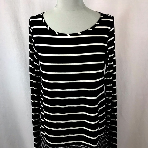BCBG tunic